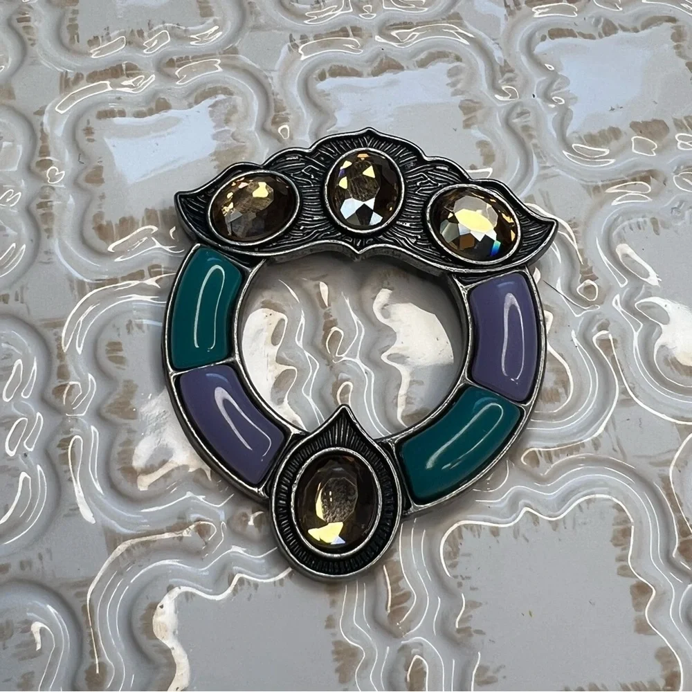 Harry Potter Inspired Ravenclaw Diadem Brooch Pin – Jeweled Cosplay Accessory